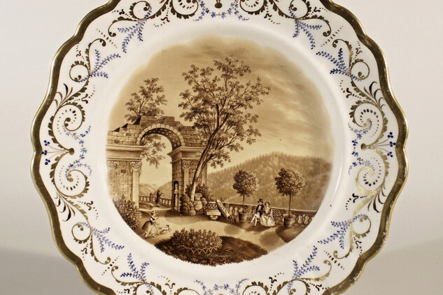 Dessert plate with print – south terrace of the chateau